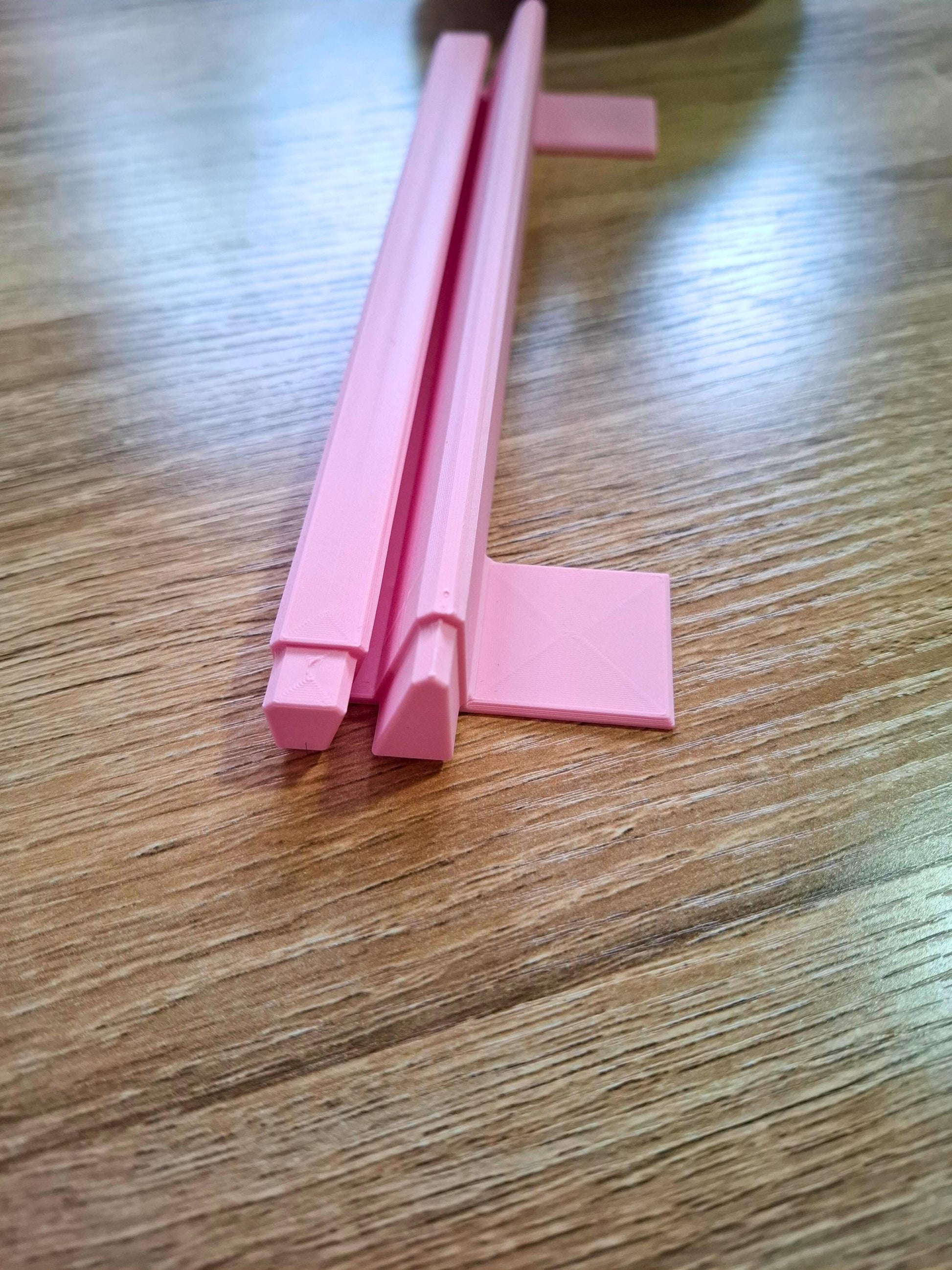 Card Holder Stand for Trading, Traditional and any other. Universal Holder 3D printed