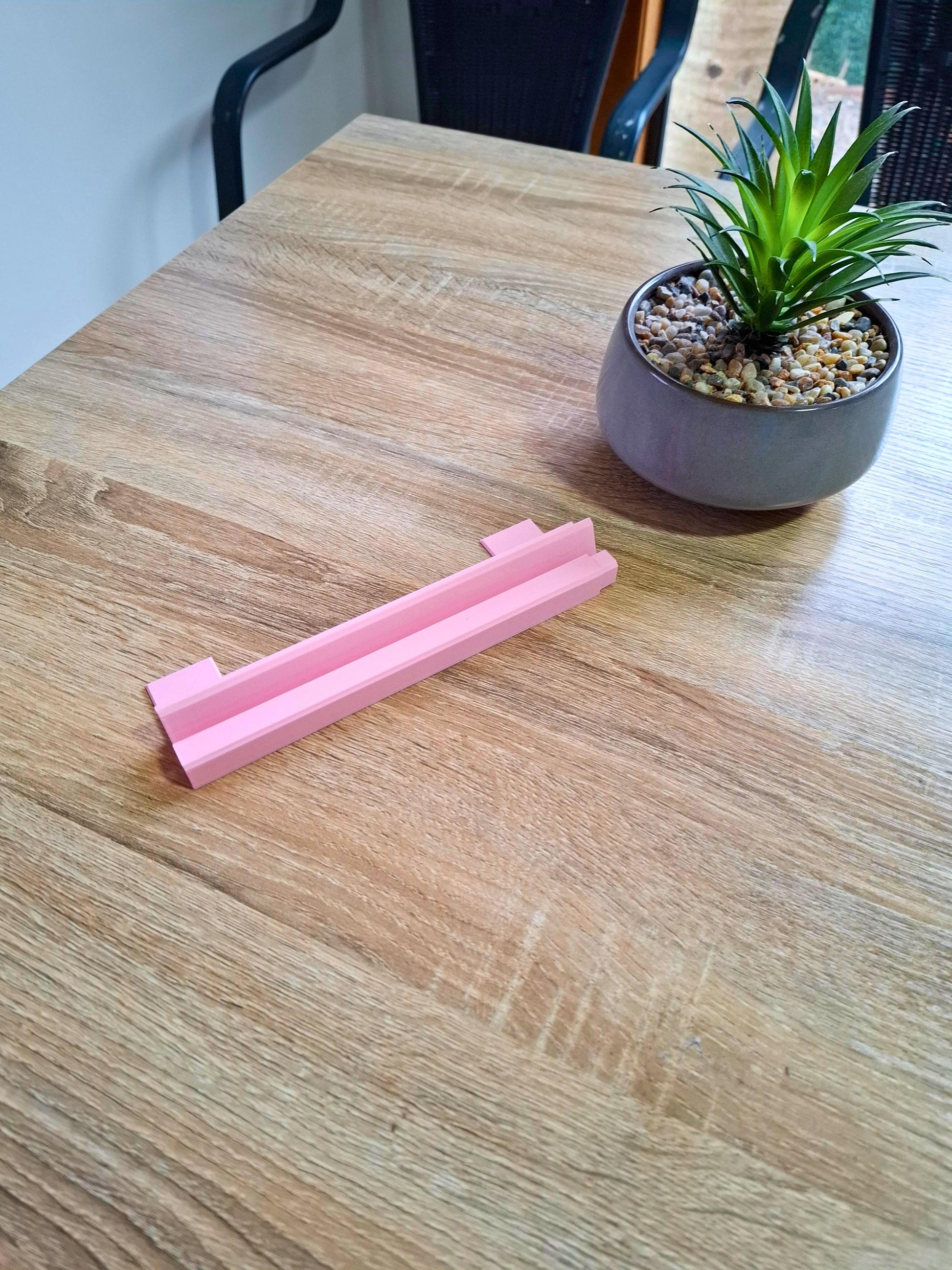 Card Holder Stand for Trading, Traditional and any other. Universal Holder 3D printed